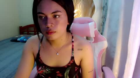 slutty_sofiee online show from August 13, 8:39 am