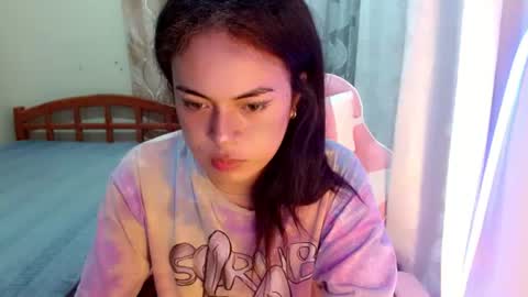 slutty_sofiee online show from August 14, 10:57 pm