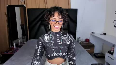 slutty_venus7 online show from July 4, 2:14 am