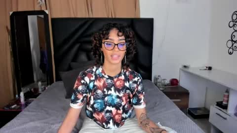 slutty_venus7 online show from July 4, 11:29 pm