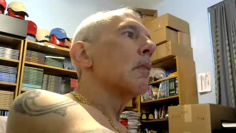 sluttyslave81 online show from July 30, 12:45 pm