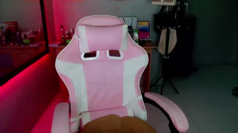 Dont forget to follow me give me thumbs upIm  a New  kataluna online show from July 28, 2:23 pm