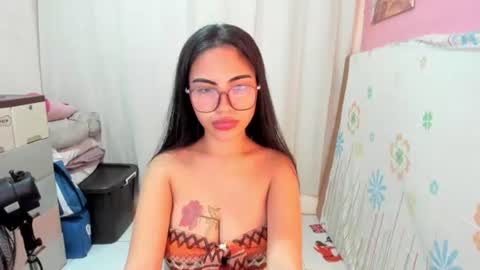 slutyyana online show from August 13, 4:54 pm