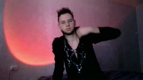 Slyfox online show from March 31, 6:43 am