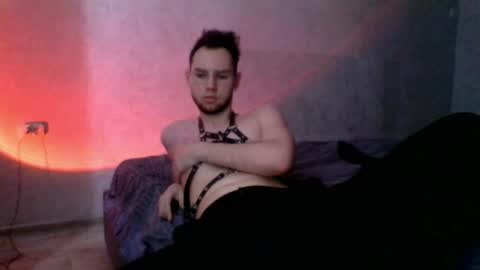 Slyfox online show from March 31, 7:49 am