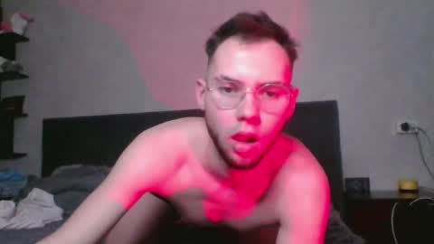 Slyfox online show from April 10, 9:24 am