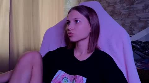 Emma online show from June 9, 2:34 pm
