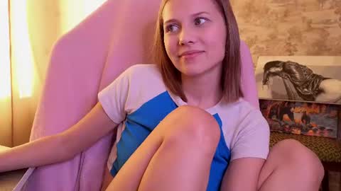 Emma online show from July 15, 4:08 pm