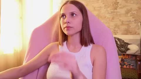 Emma online show from July 18, 3:24 pm
