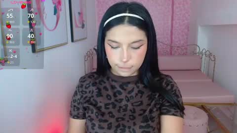 small_naugthy online show from August 14, 8:01 pm