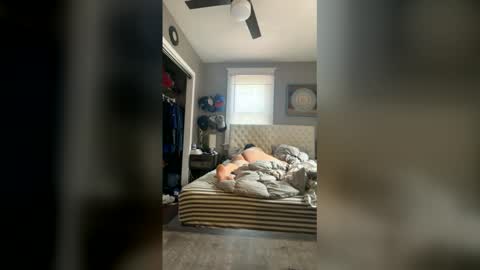 smallcock07190719 online show from June 6, 2:56 pm
