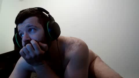 smallcock2850 online show from April 6, 2:59 am