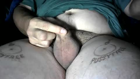 pussyfree4eva online show from July 12, 1:28 pm
