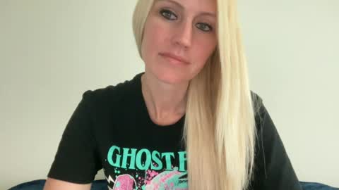 smexxii93 online show from July 2, 6:42 pm