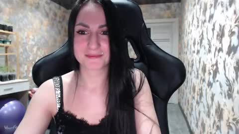 smile_cute_fox online show from May 15, 3:01 pm