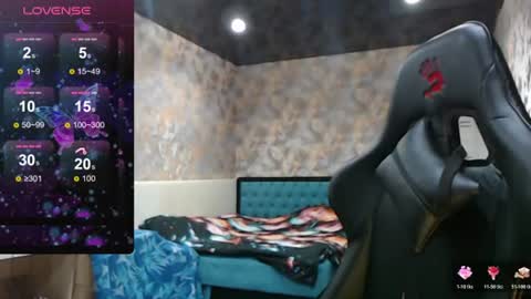smile_cute_fox online show from August 15, 12:09 pm