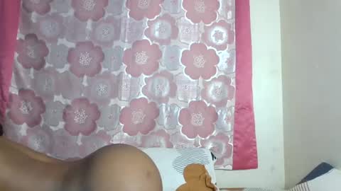 cute messy online show from August 1, 7:36 am