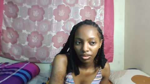 cute messy online show from August 2, 8:54 am