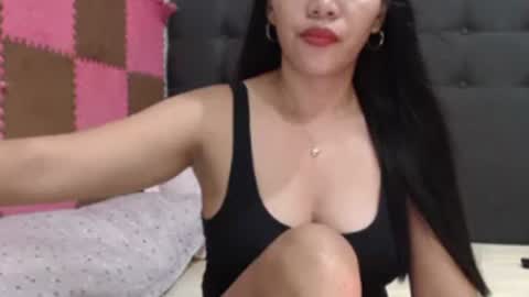 smilingbutt online show from July 24, 12:41 pm