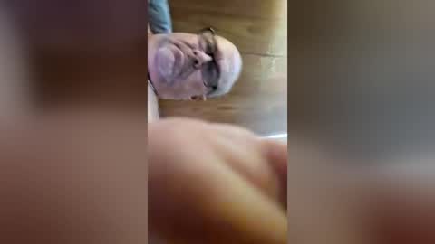 smith557108 online show from August 31, 7:03 pm