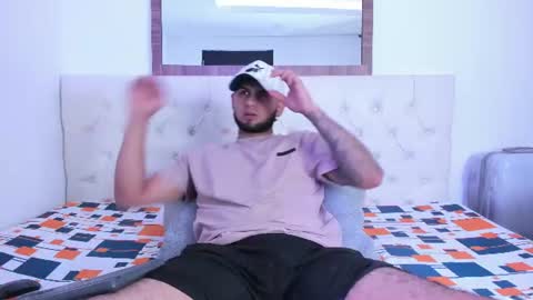 Smith  online show from August 4, 10:18 pm