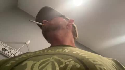 smokeymt420 online show from August 17, 5:23 am