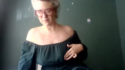 snack05 online show from June 20, 3:56 pm