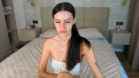 snow_whiteeex online show from July 20, 6:38 am