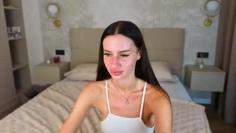 snow_whiteeex online show from July 21, 4:53 pm