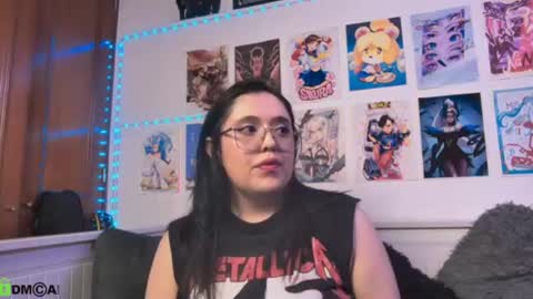 Snow and Bubble online show from August 10, 1:07 am