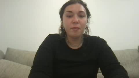 snowbunnybells online show from September 10, 6:29 pm