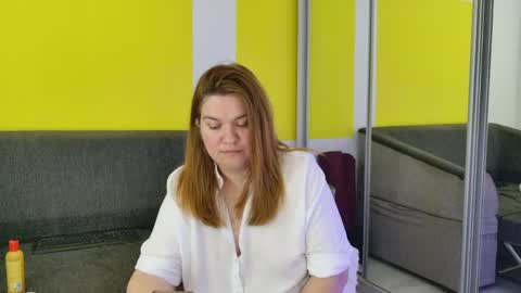 snowflakec online show from April 18, 12:04 am