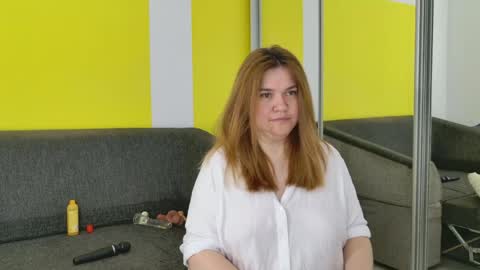 snowflakec online show from May 9, 10:23 pm