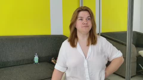 snowflakec online show from June 21, 8:10 pm