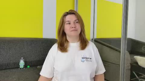 snowflakec online show from July 11, 7:53 pm