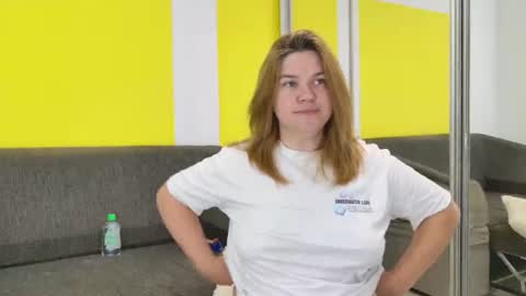 snowflakec online show from August 14, 9:40 pm