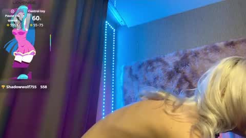 snowy_alice online show from April 25, 5:08 pm