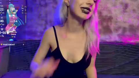 snowy_alice online show from June 20, 5:35 pm