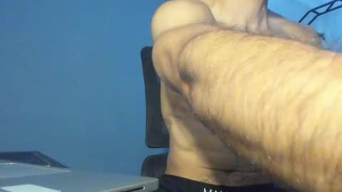 snxrzs online show from August 6, 7:51 am