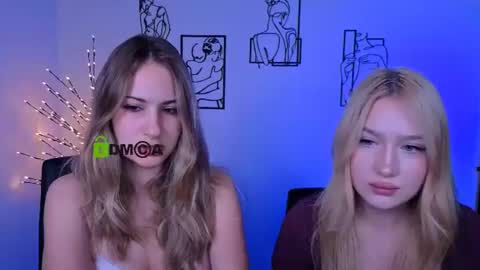 so_hot_rosalie online show from August 14, 8:23 pm