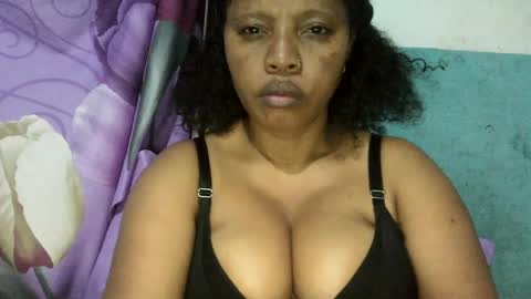 soayh89 online show from August 9, 7:48 pm