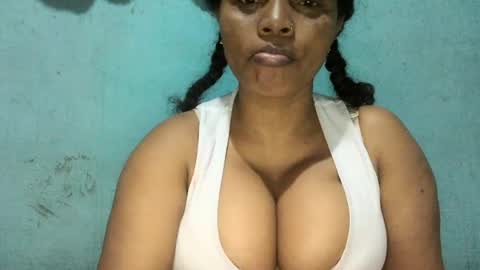 soayh89 online show from August 10, 3:24 pm