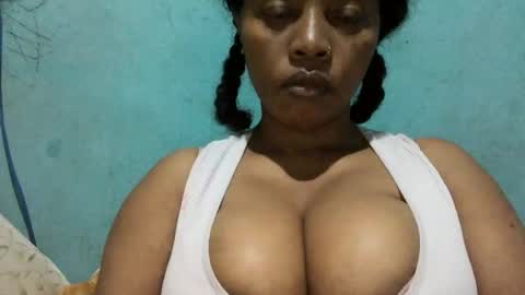 soayh89 online show from August 10, 9:05 pm