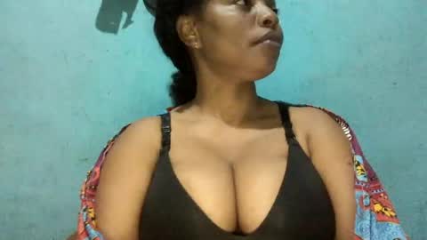 soayh89 online show from August 11, 9:06 pm