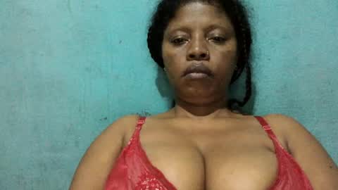 soayh89 online show from August 12, 9:50 pm