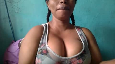 soayh89 online show from August 13, 11:46 am