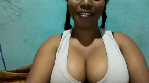 soayh89 online show from August 14, 7:06 pm