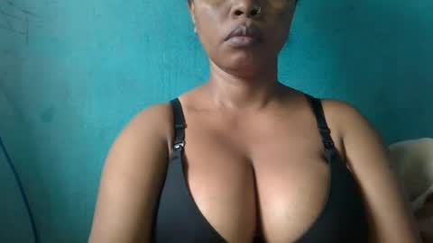 soayh89 online show from August 15, 10:41 am
