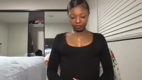 sofabashlee online show from August 17, 11:26 am