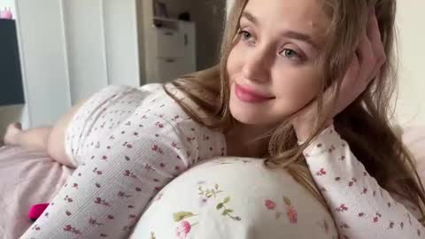 Sophy online show from June 9, 1:17 pm